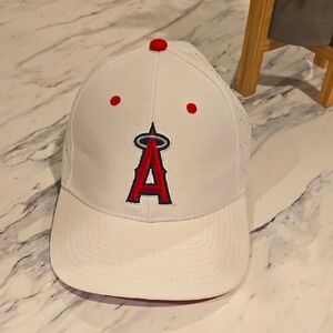 Angels Bungee Hat